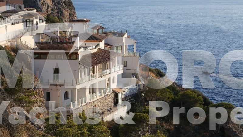 House in Andraitx, Balearic Islands 11959712