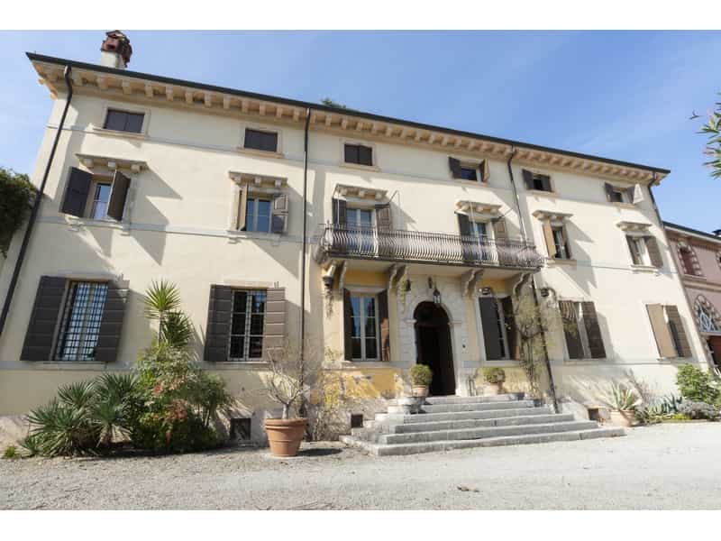 Huis in Grezzana, Veneto 11959876