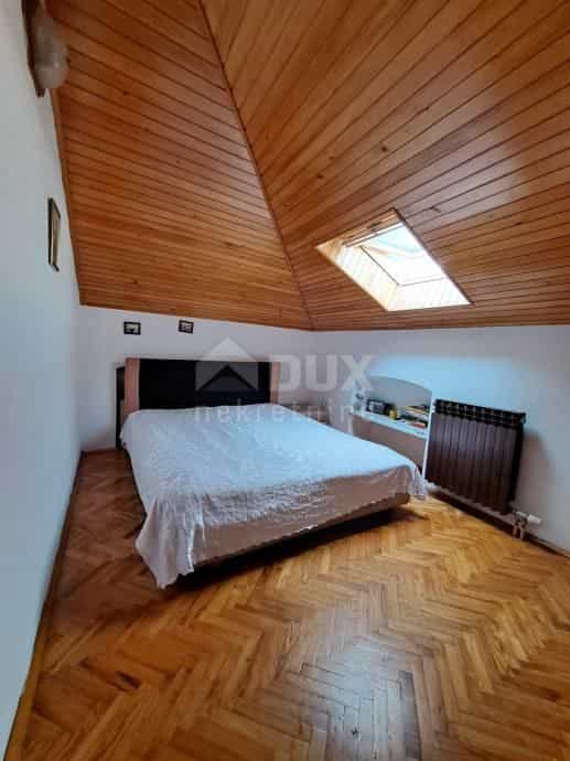 公寓 在 Novi Vinodolski, Primorje-Gorski Kotar County 11959894