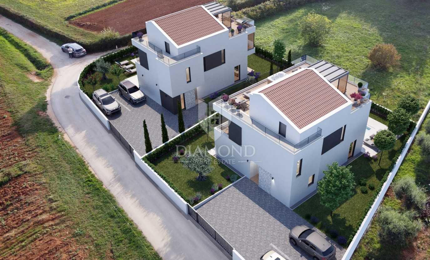 House in Poreč, Istria County 11960044