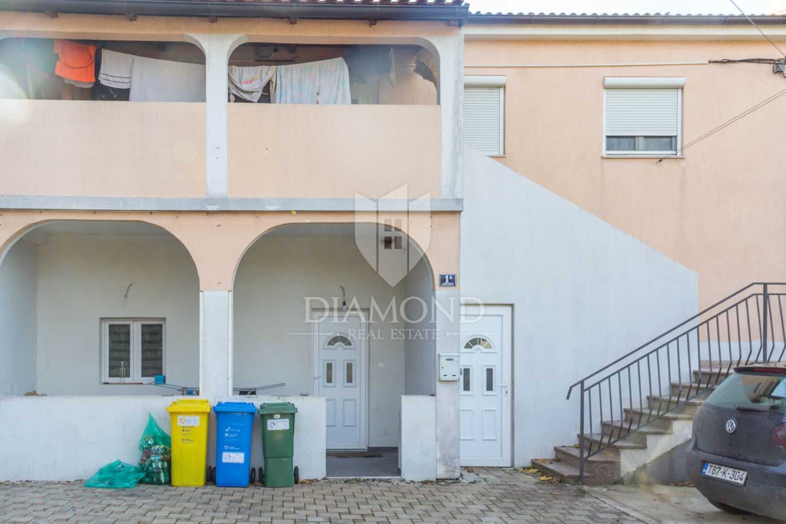 Dom w Ladrovići, Istria County 11960067