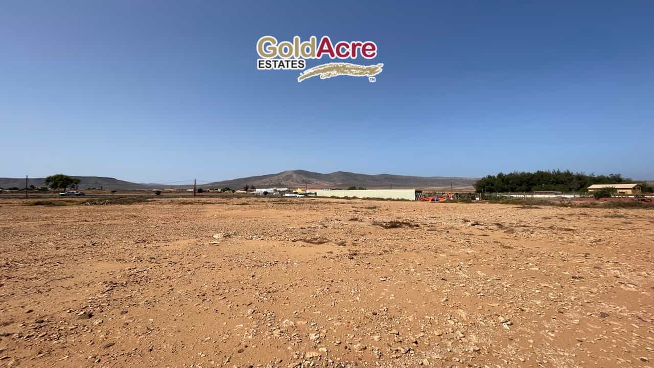Tanah dalam Betancuria, Canary Islands 11960406