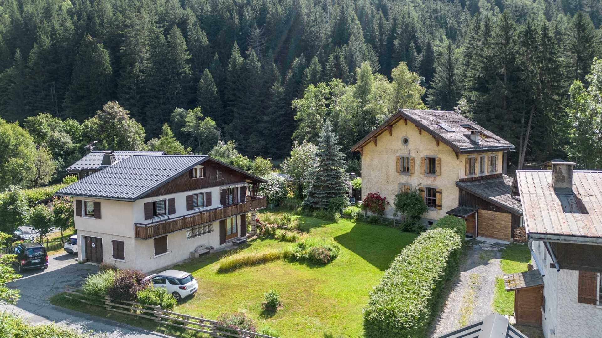 Huis in Les Praz-de-Chamonix, Auvergne-Rhône-Alpes 11960474