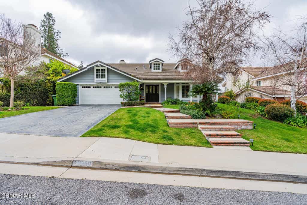 rumah dalam Agoura Hills, California 11962496