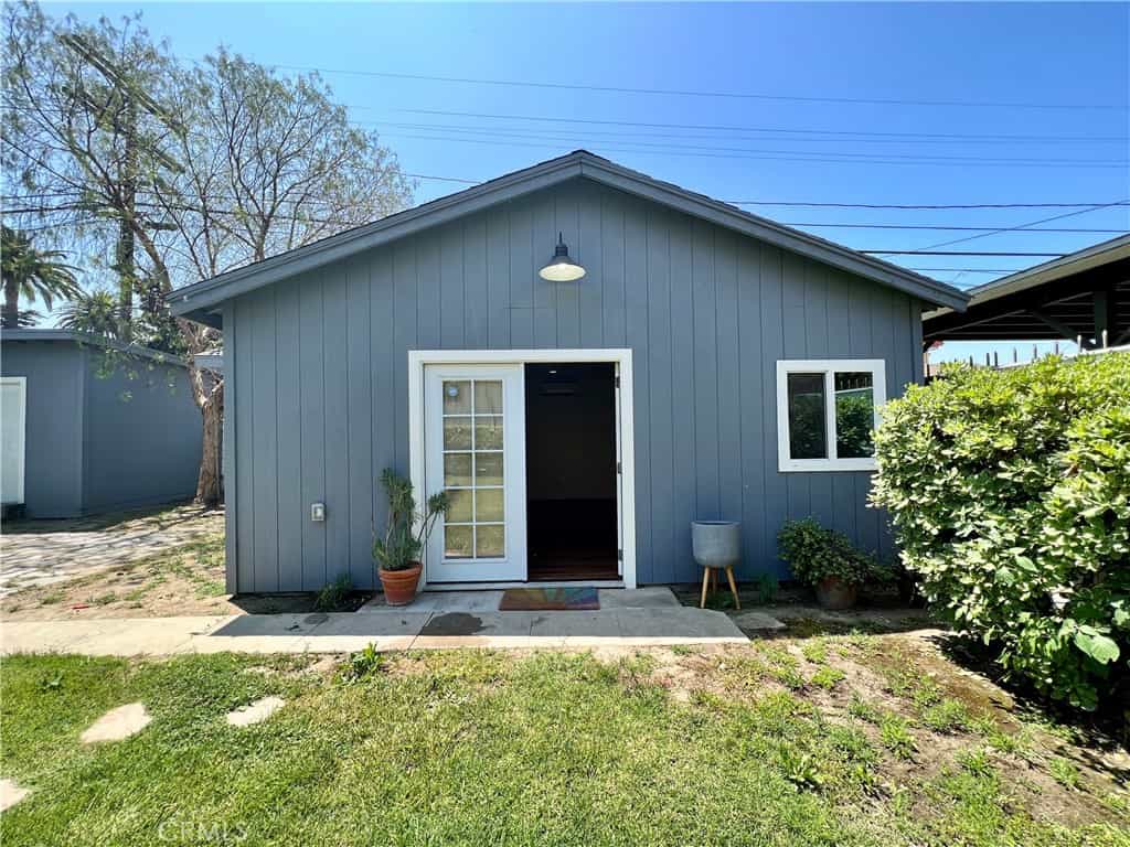 House in Van Ness, California 11962504