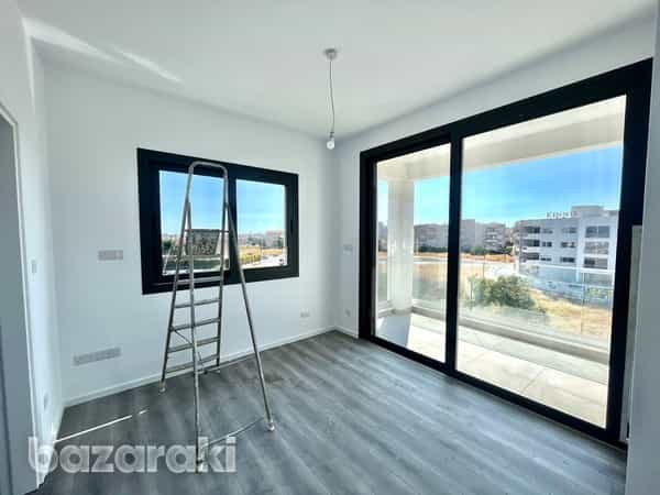 Condominium in Agios Athanasios, Limassol 11964069