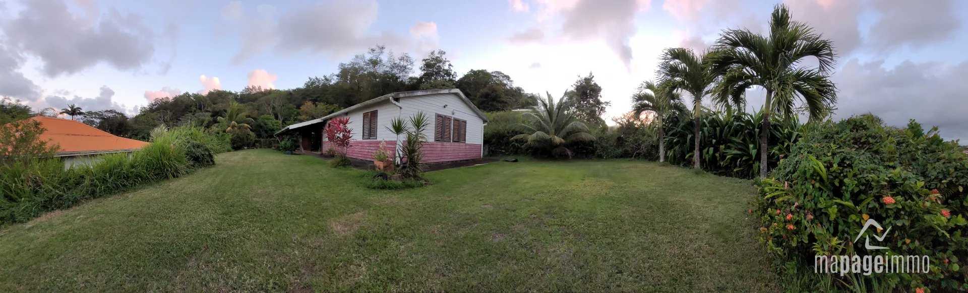 Hus i Saint-Esprit, Martinique 11964520