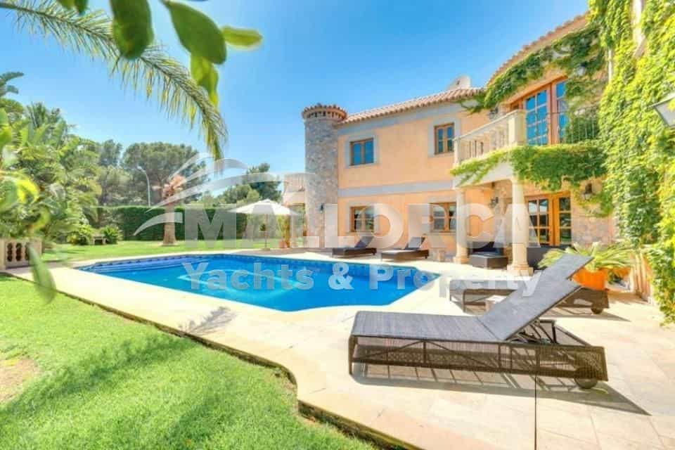 بيت في Sol de Mallorca, Balearic Islands 11964632