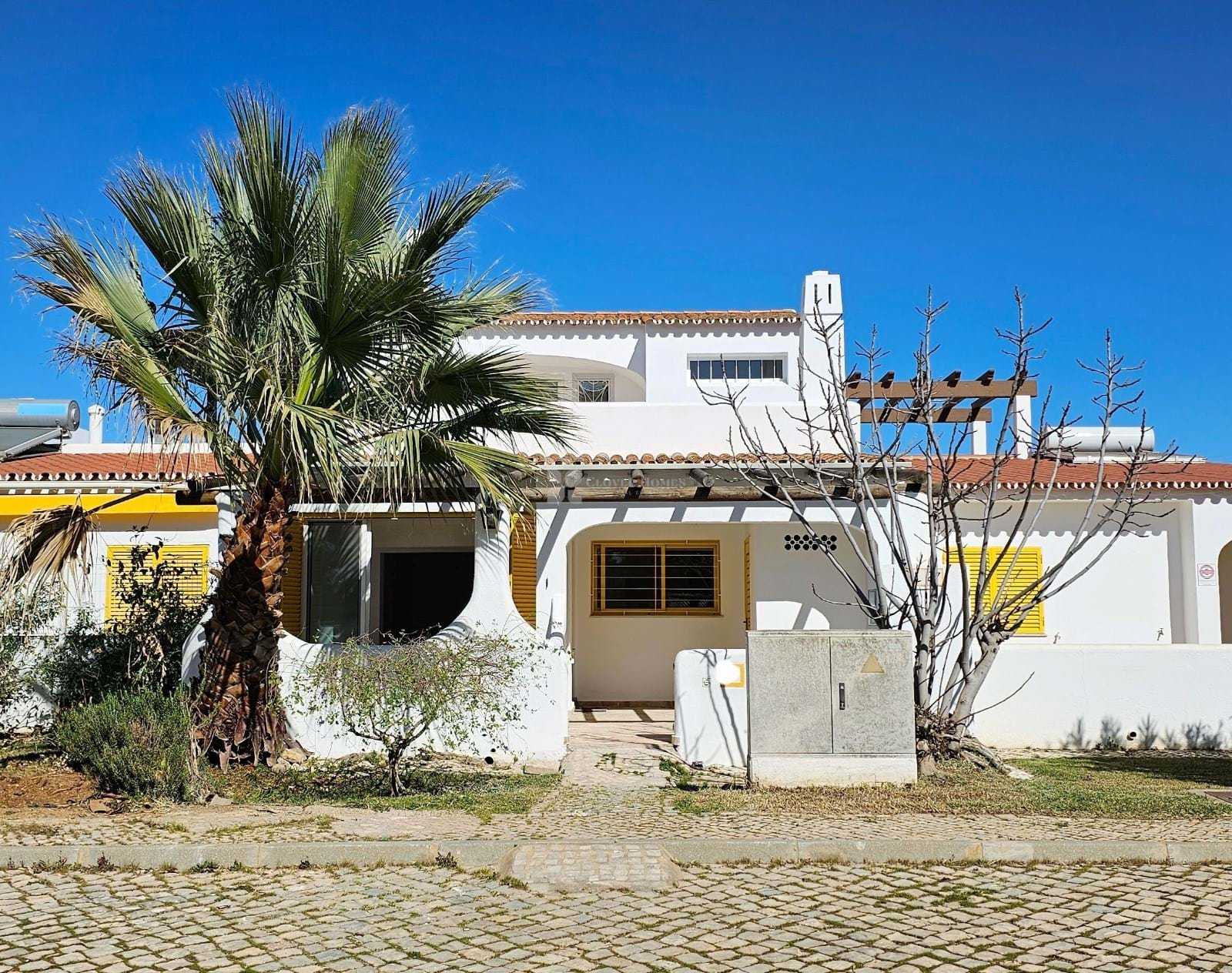 Будинок в Quarteira, Faro 11964698