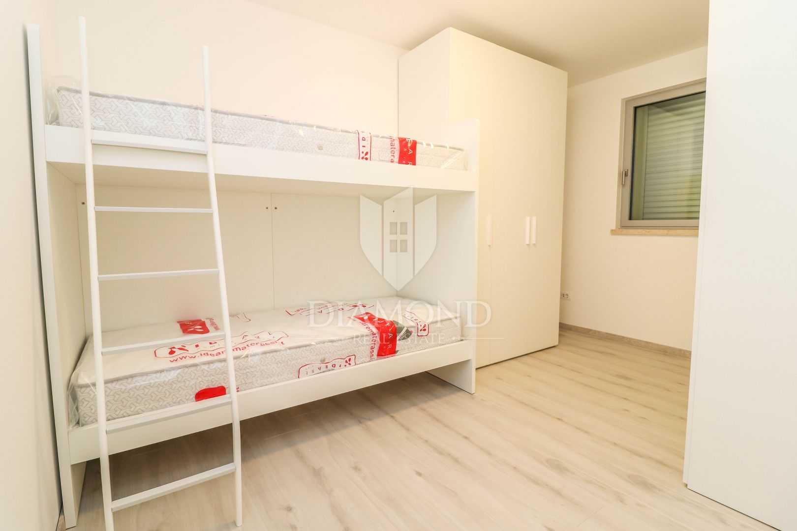 公寓 在 Rovinj, Istria County 11965104