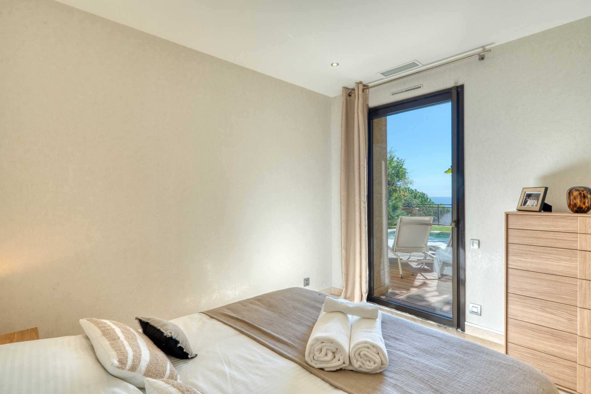 Condominium dans Cannes, Provence-Alpes-Côte d'Azur 11965422
