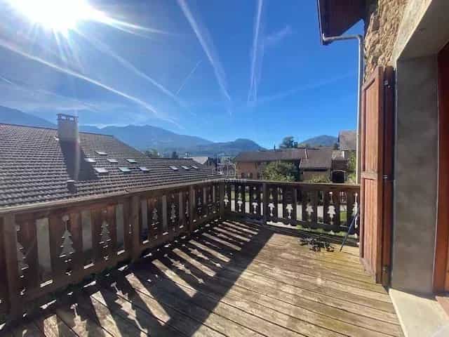 casa en La Croix-de-la-Rochette, Auvernia-Ródano-Alpes 11967115