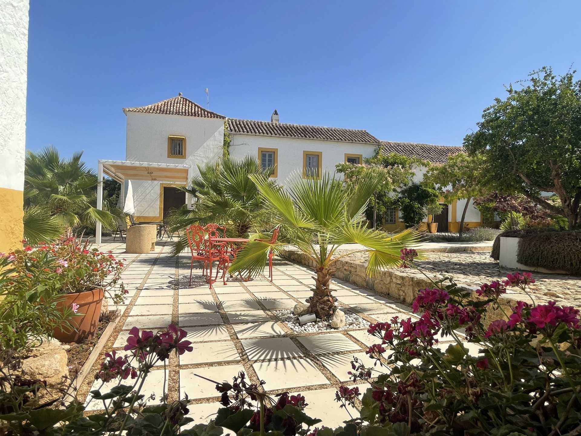 Casa nel Antequera, Andalusia 11967341