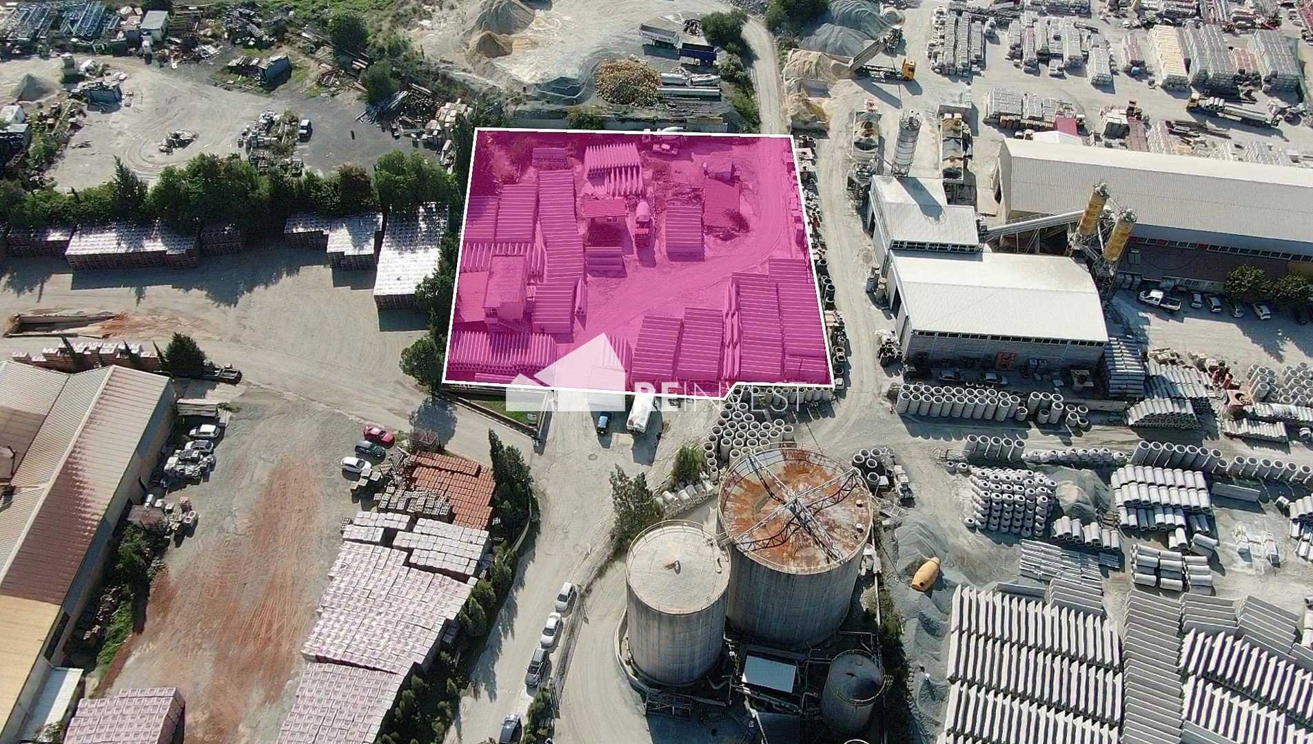 Przemysłowy w Latsia, Nikozja 11967388