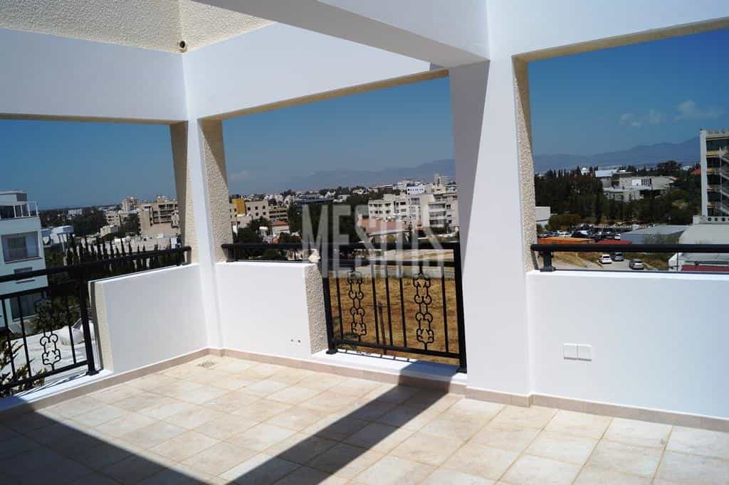 公寓 在 Strovolos, Nicosia 11967762