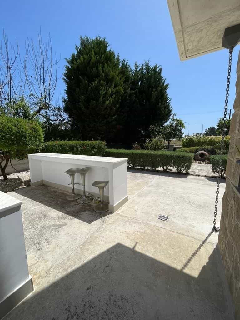 Huis in Yeroskipou, Paphos 11967781