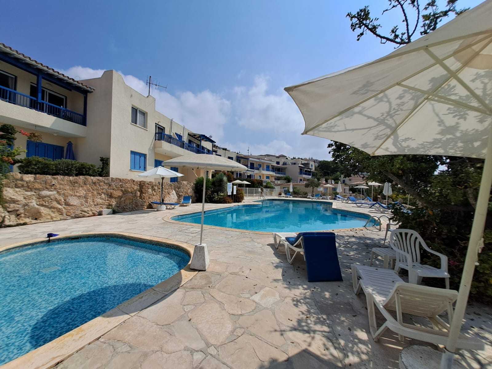 Condominium dans Lémpa, Paphos 11967802