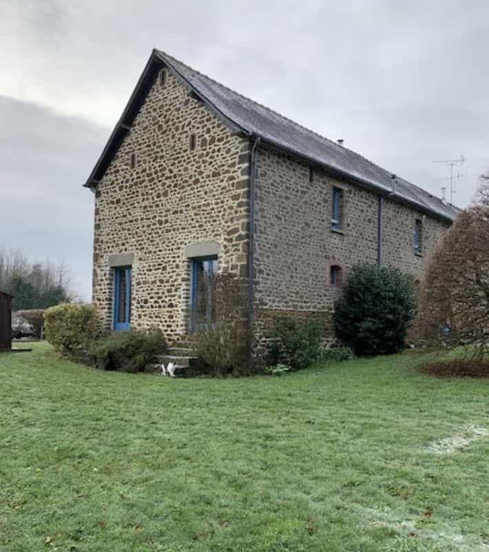 House in Ambrieres-les-Vallees, Pays de la Loire 11968132