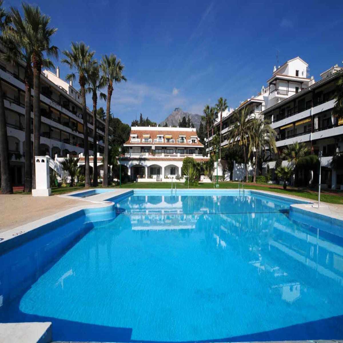 Condominium dans Marbella, Andalousie 11969143