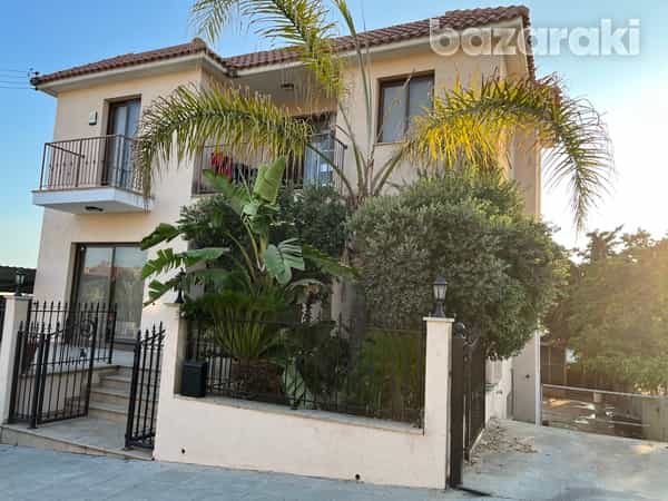 Haus im Agios Tychon, Larnaka 11969745