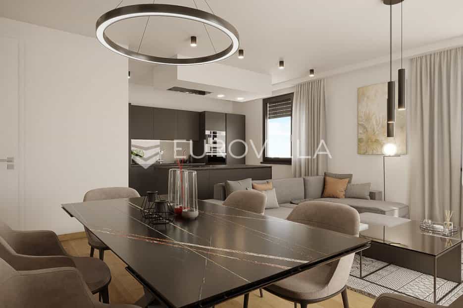 Condominium in Meduline, Istarska Zupanija 11970460