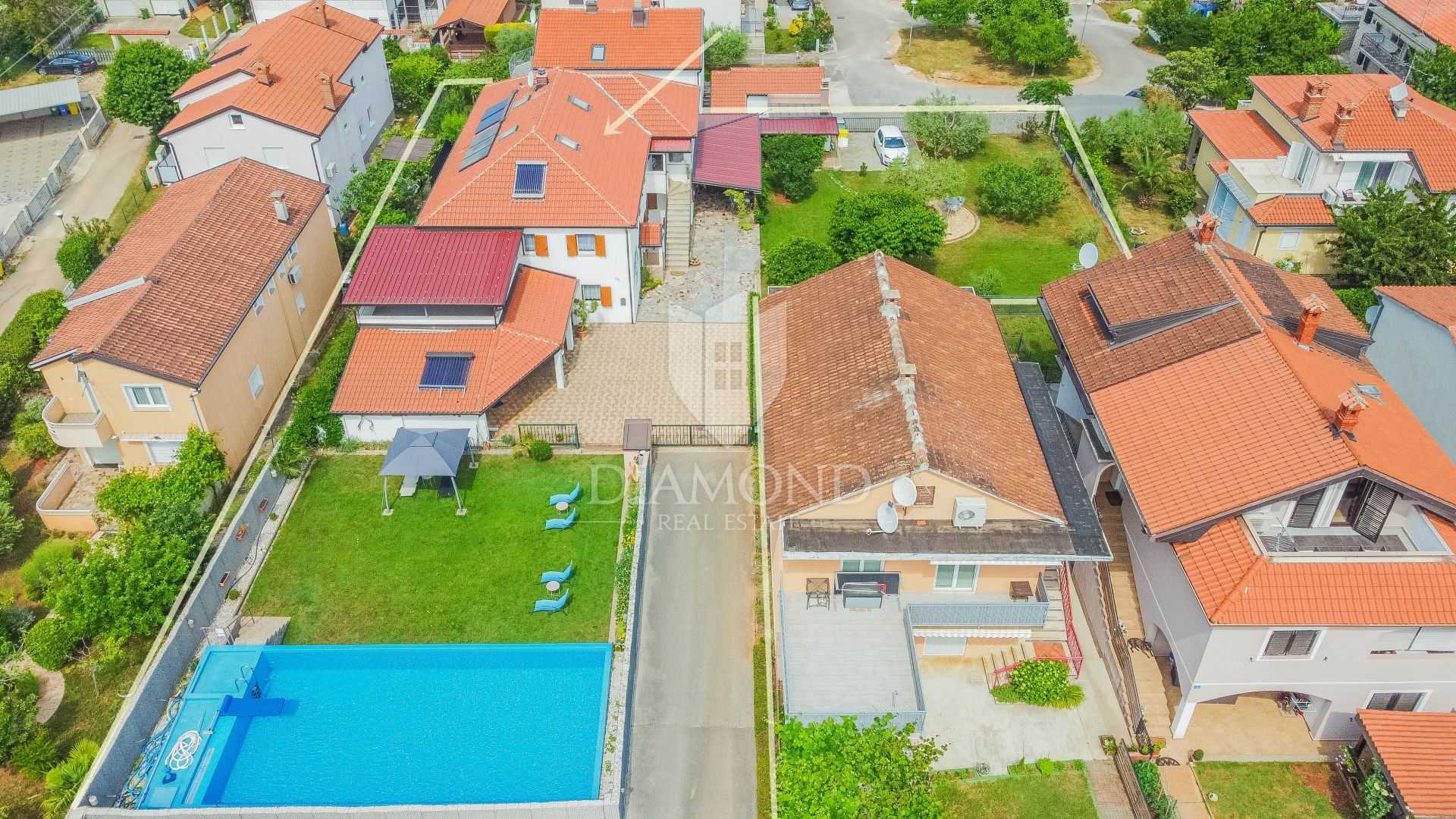 Huis in Umag, Istria County 11970771