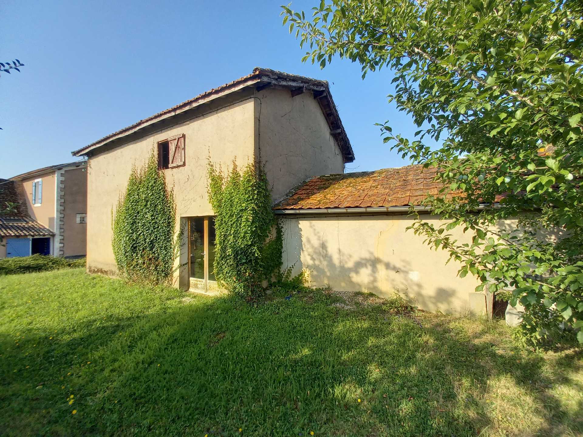 House in Rives, Nouvelle-Aquitaine 11971149