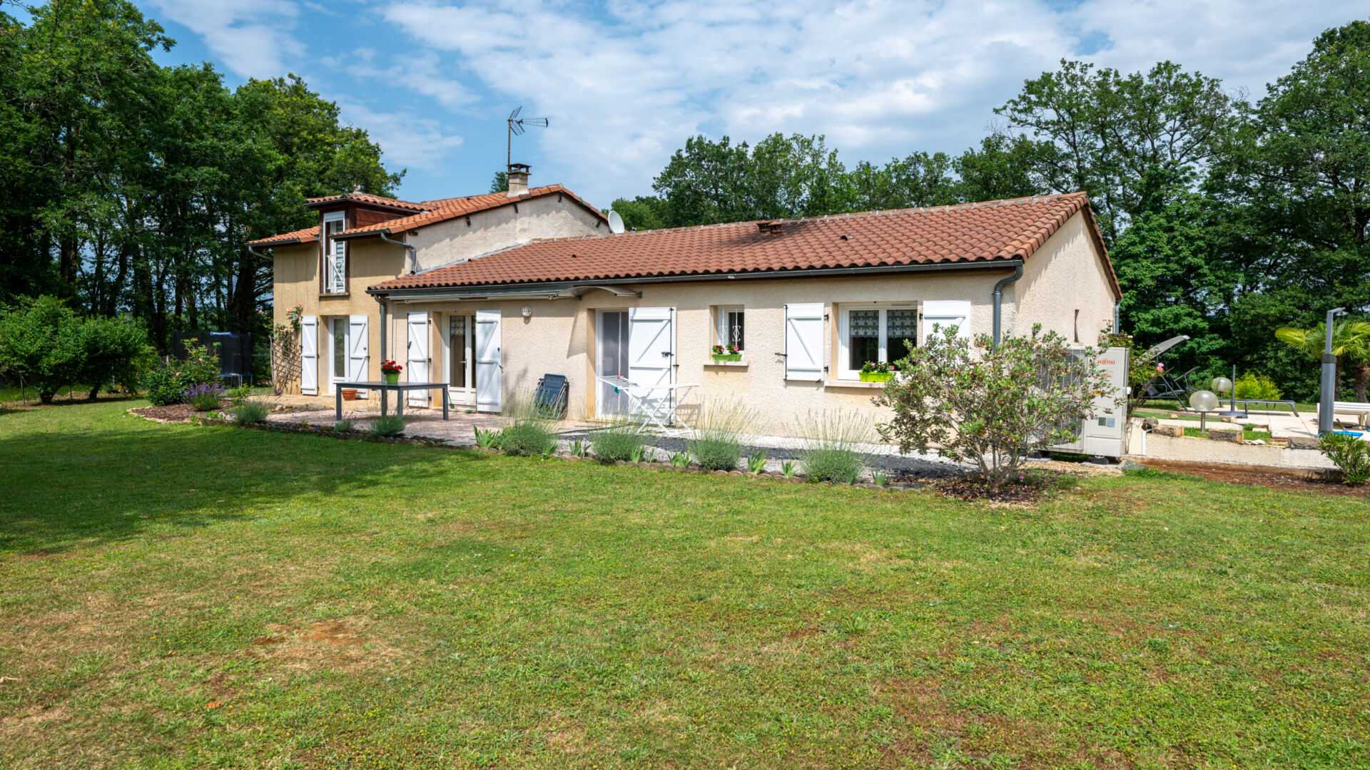 Будинок в Martel, Occitanie 11971299