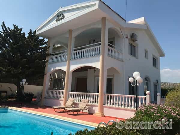 casa en Agios Tychón, Lárnaca 11973280