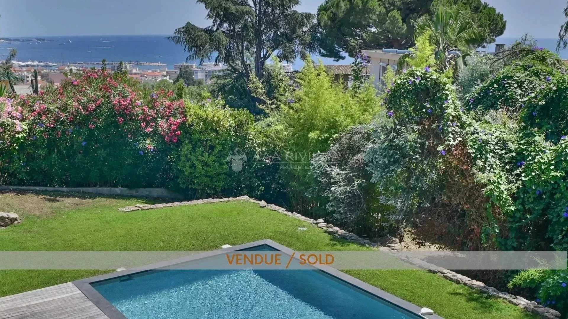 Hus i Golfe-Juan, Provence-Alpes-Cote d'Azur 11973372