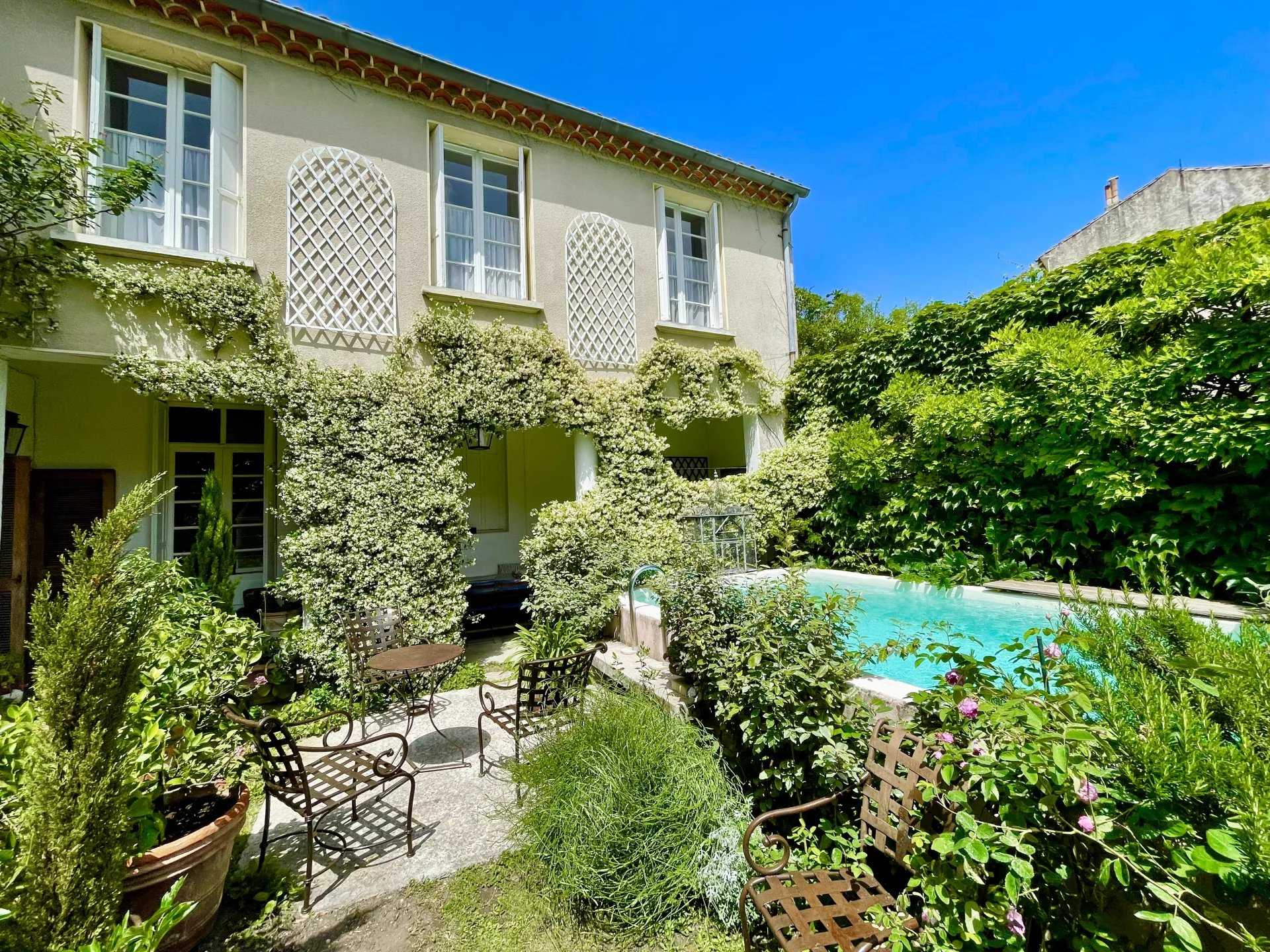 Flere huse i Vaison-la-Romaine, Provence-Alpes-Cote d'Azur 11973393