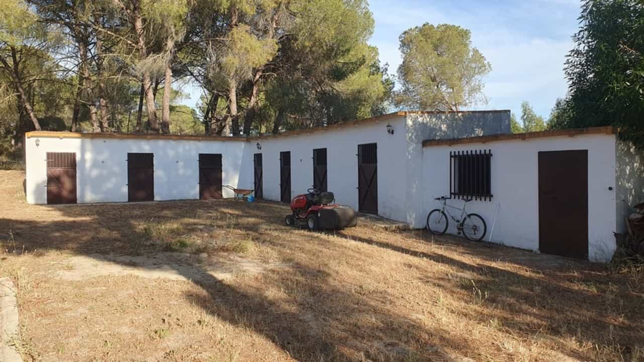 Rumah di Lucena del Puerto, Andalusia 11973588