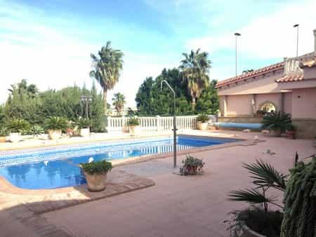 房子 在 Bigastro, Valencian Community 11973887