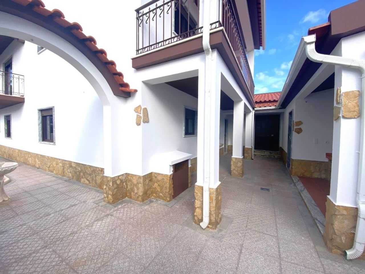 House in Bombarral, Leiria 11974099