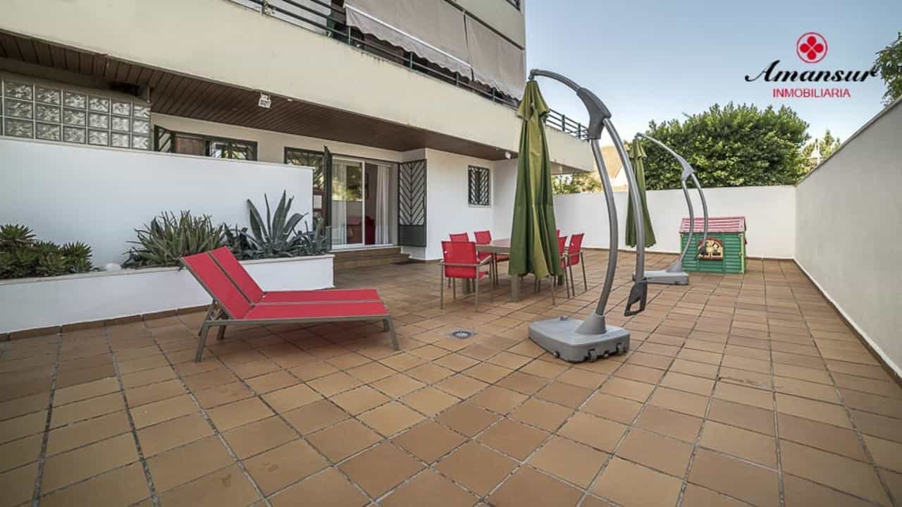 Eigentumswohnung im Nuevo Portil, Andalucía 11974106