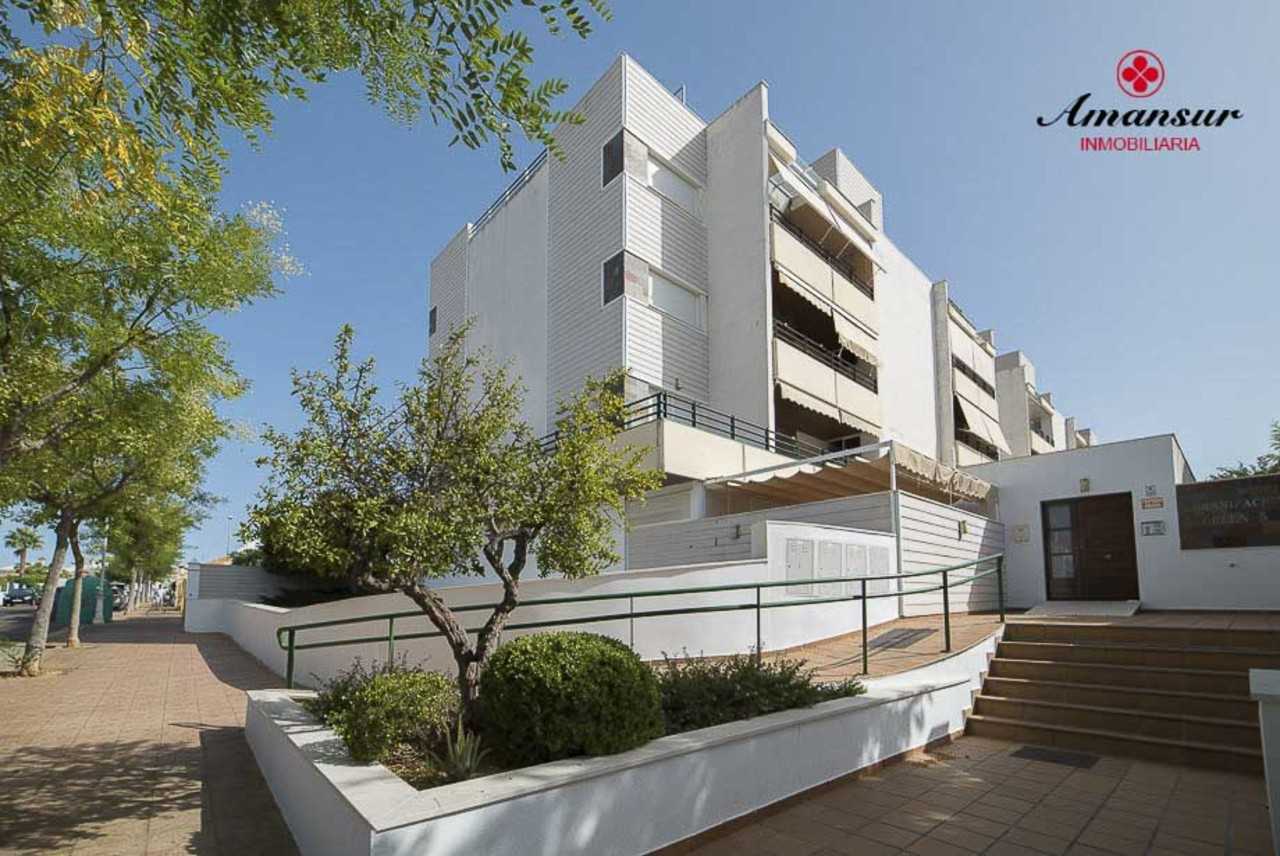 Condominium in Nuevo Portil, Andalucía 11974106