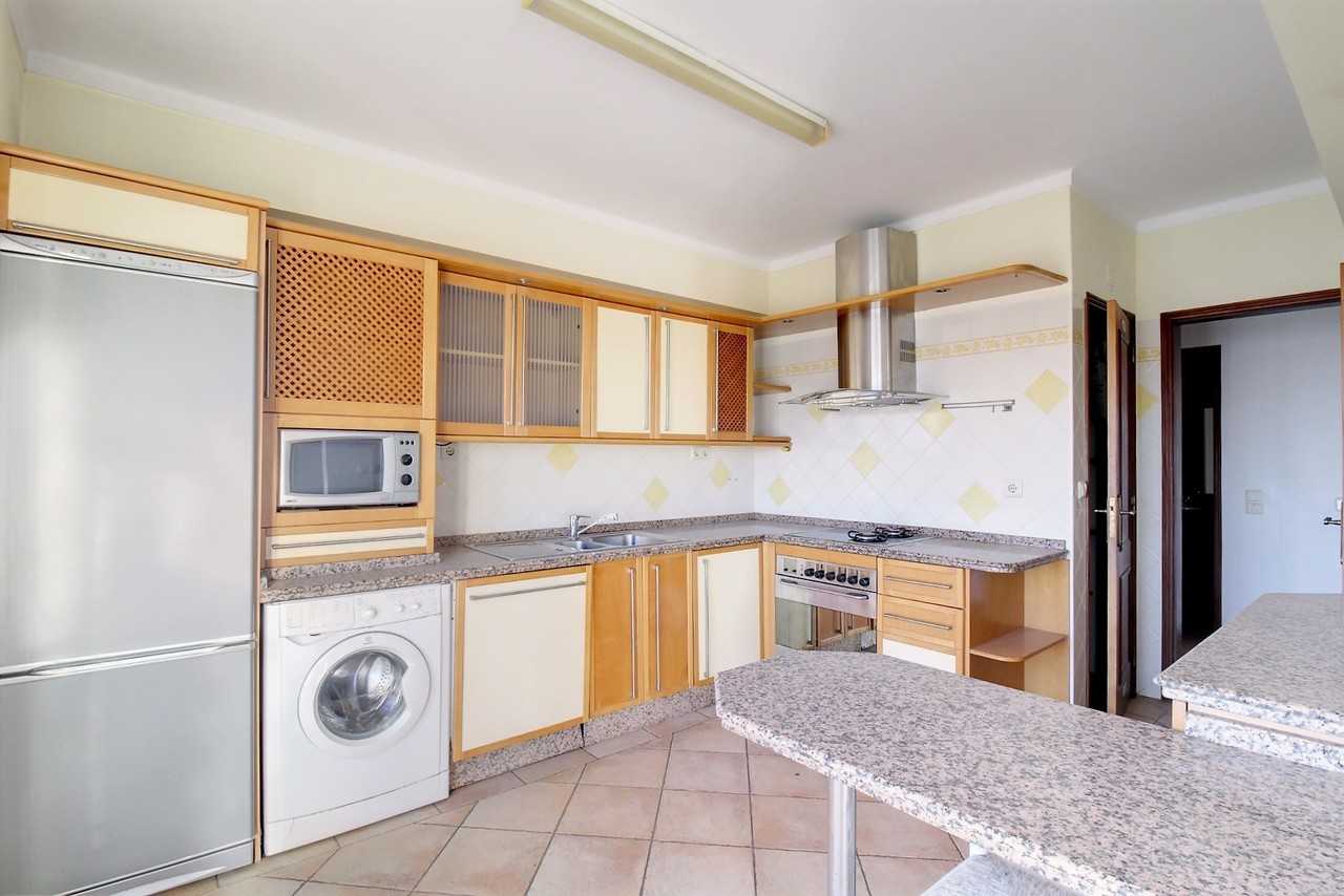 Condominium in Quelfes, Faro 11974139