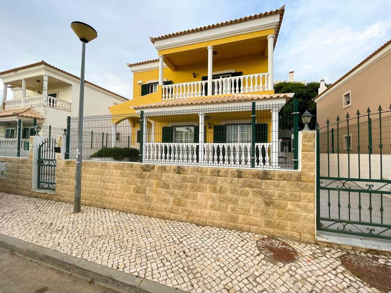 Будинок в Olhão, Faro District 11974399