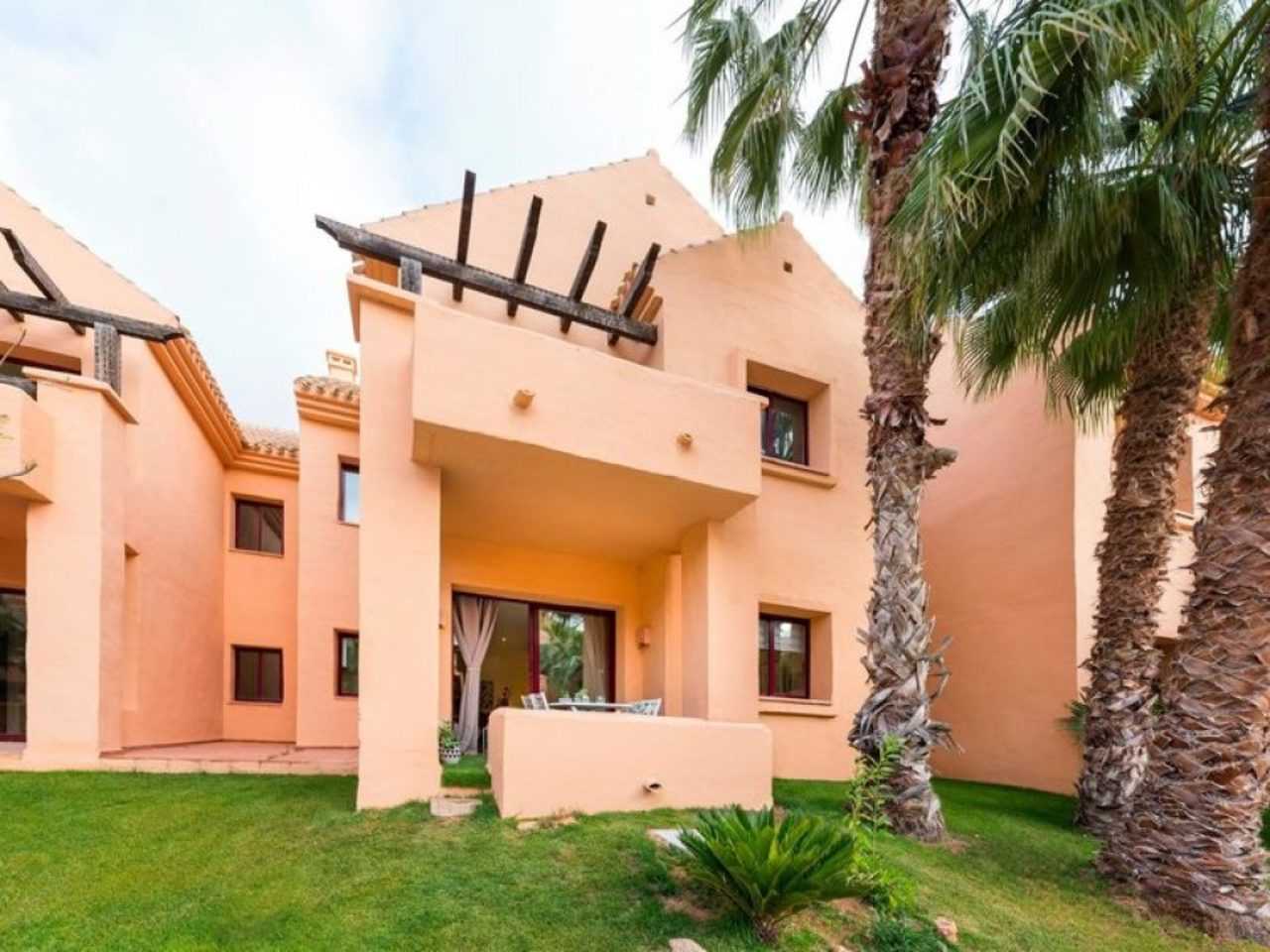 Condominium in Los Alcázares, Region of Murcia 11974441