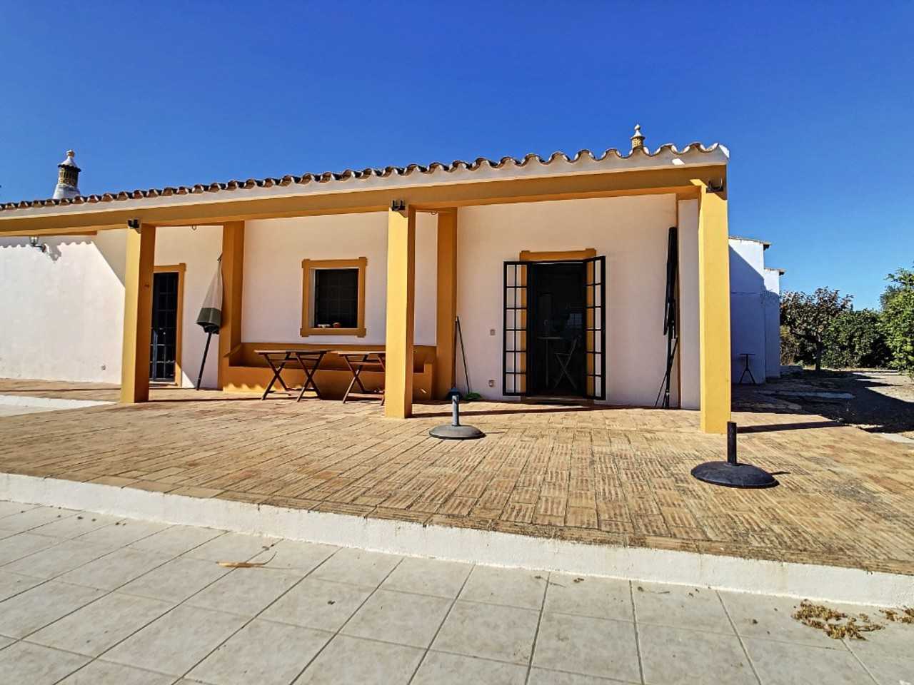 Rumah di Moncarapacho, Faro District 11974463
