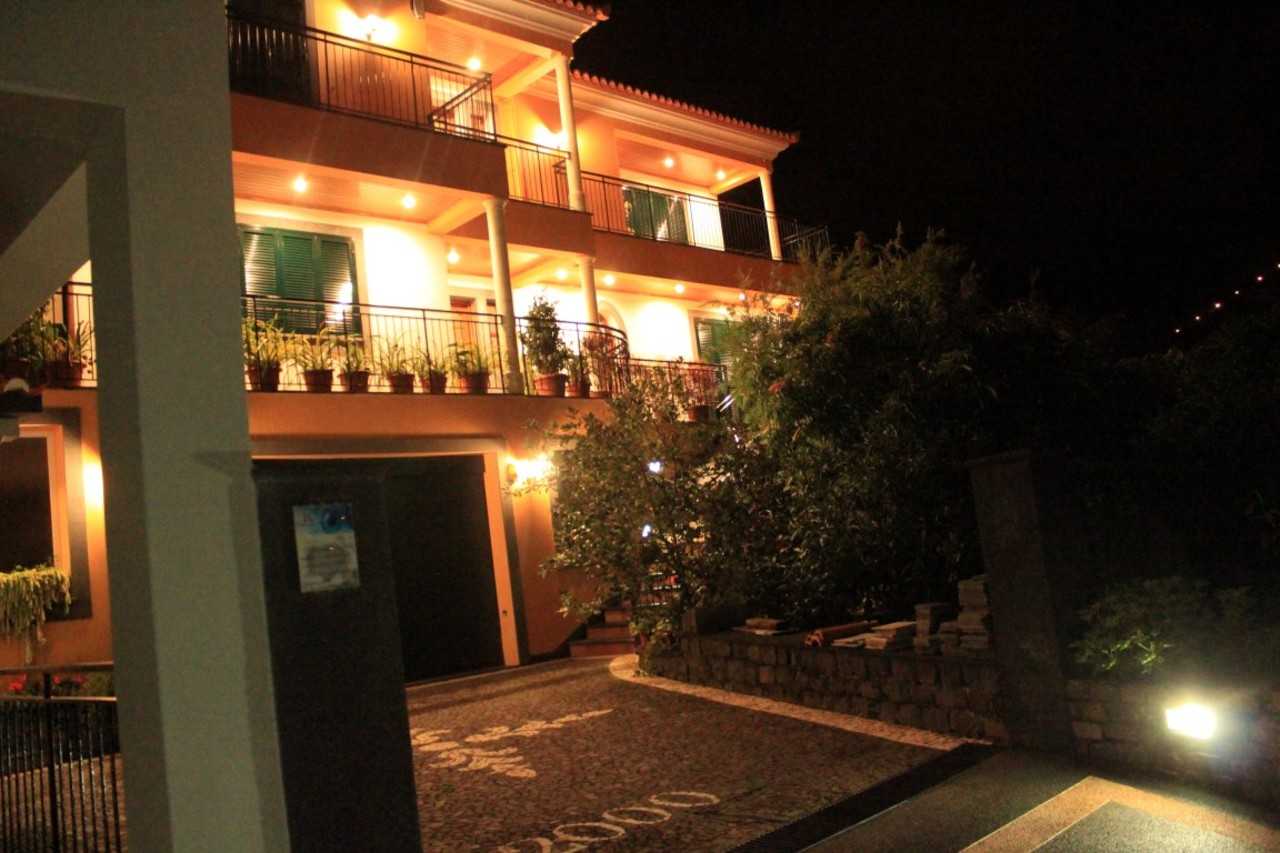 房子 在 Machico, Madeira 11974537