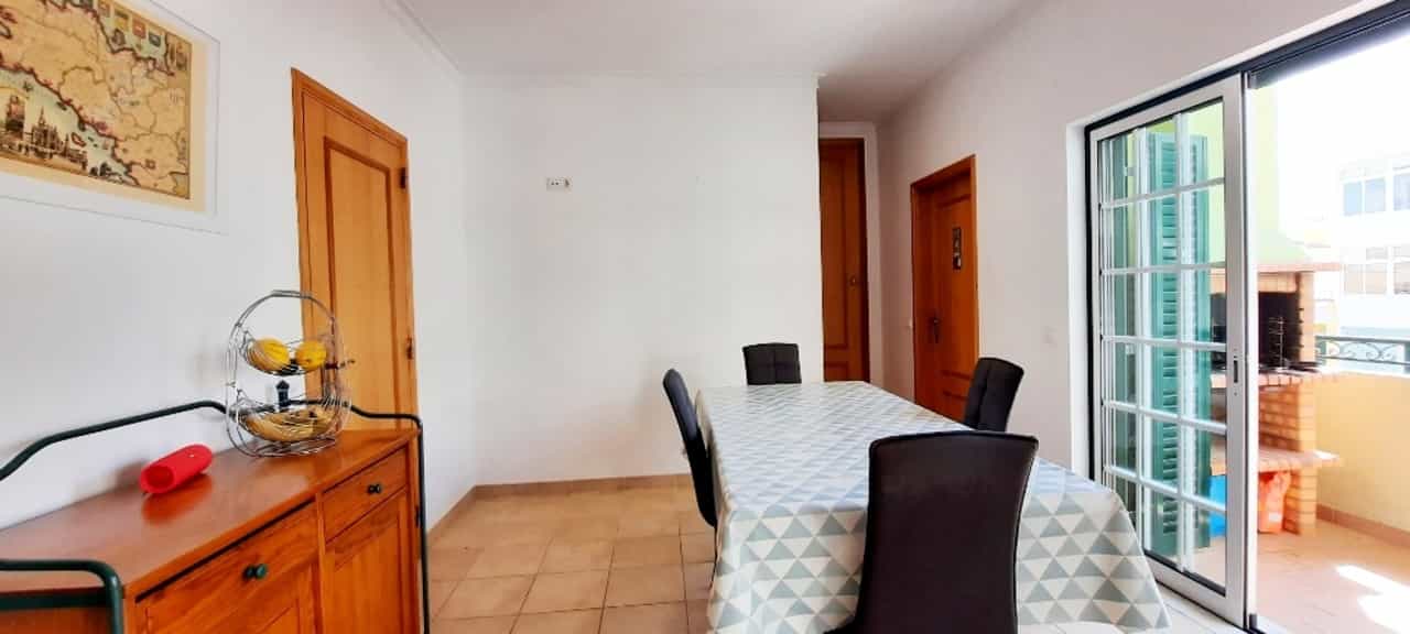 Condominium in Loule, Faro 11974573
