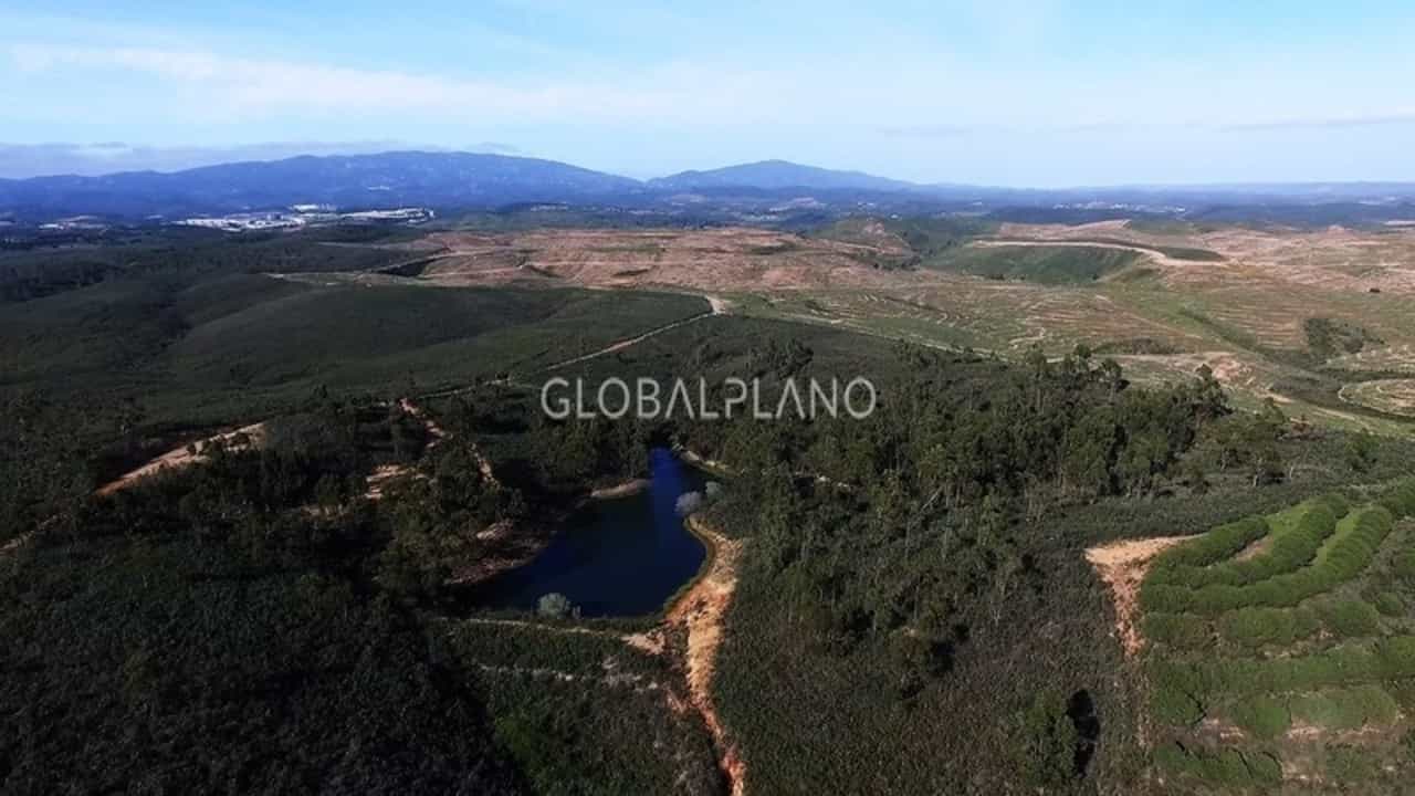 Land in Mexilhoeira Grande, Faro 11974625