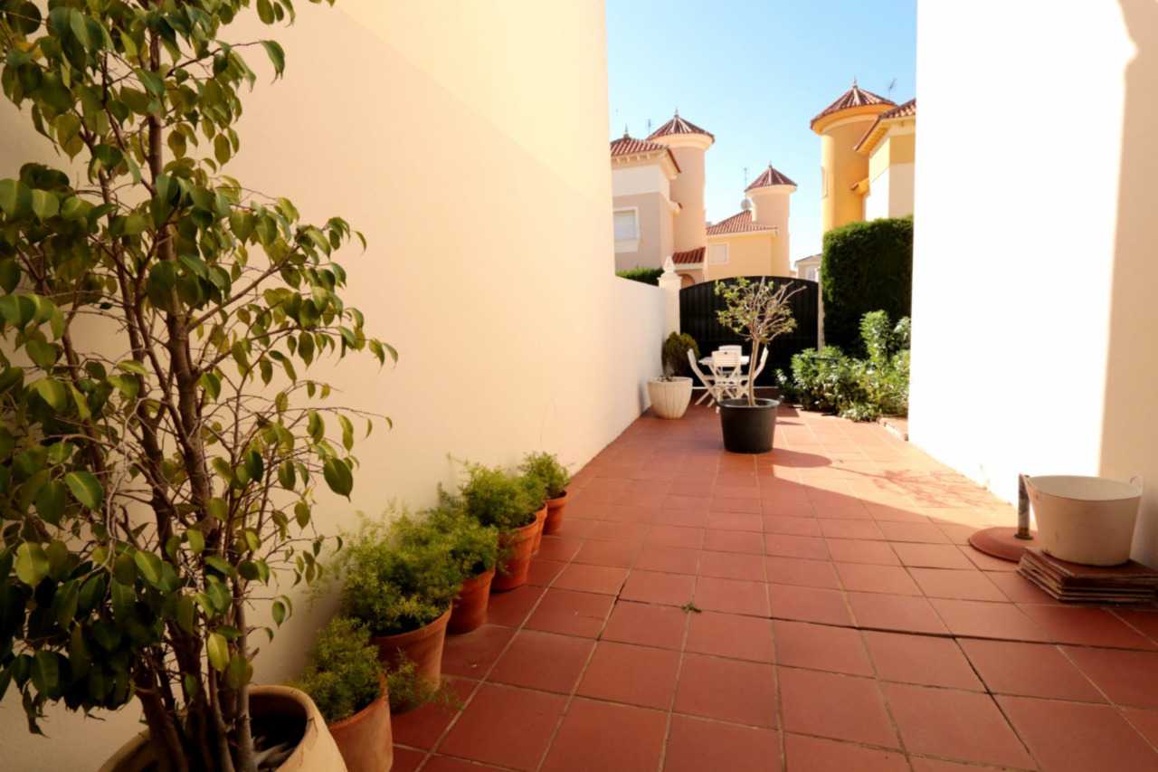 House in Ayamonte, Andalusia 11974989