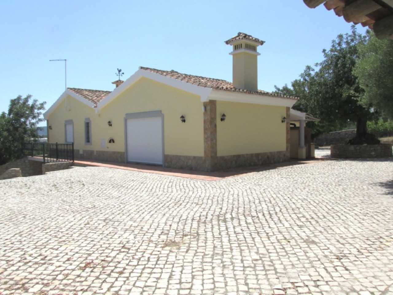 House in Sao Bras de Alportel, Faro 11975021