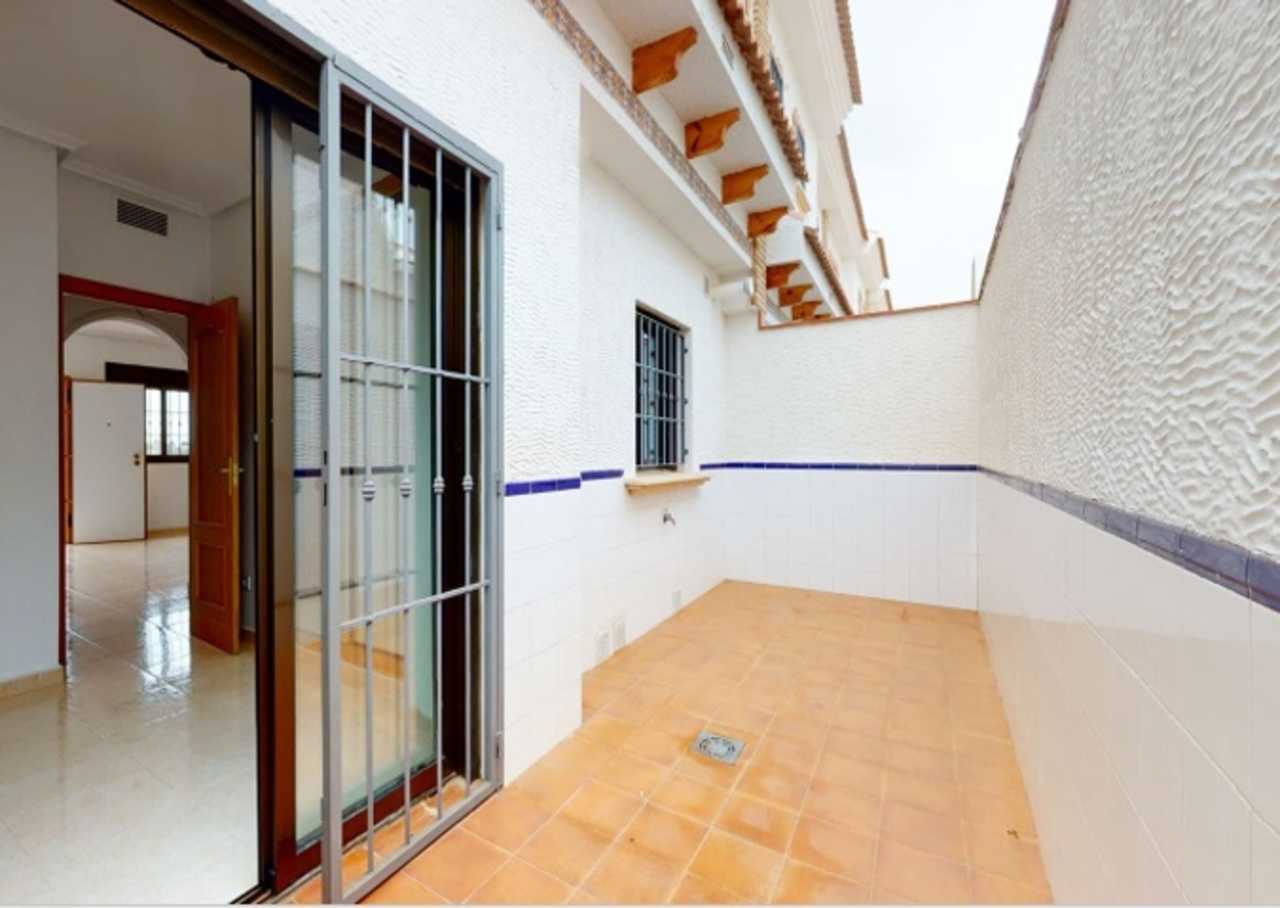 House in San Miguel de Salinas, Valencian Community 11975148