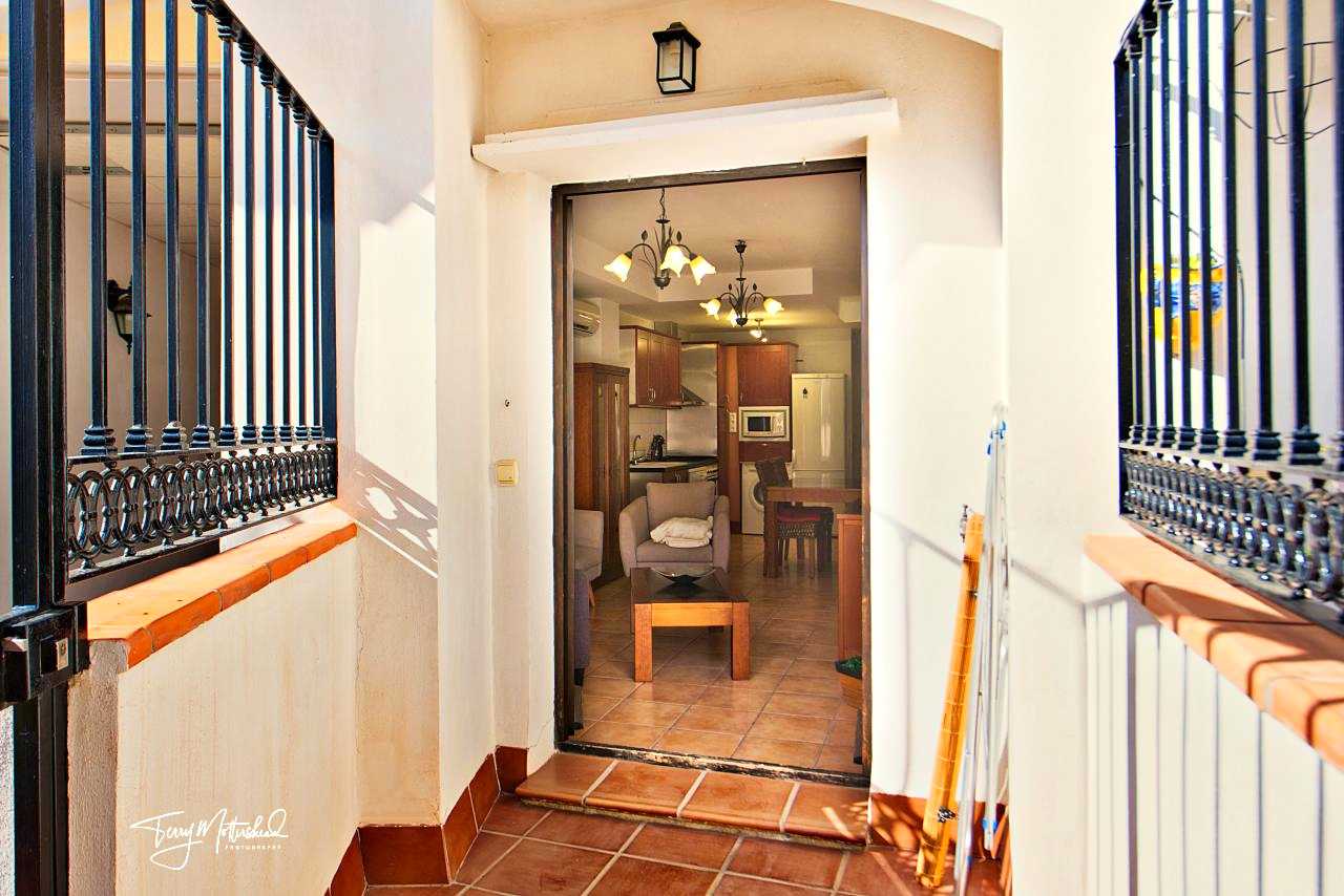 公寓 在 Velez de Benaudalla, Andalusia 11975398