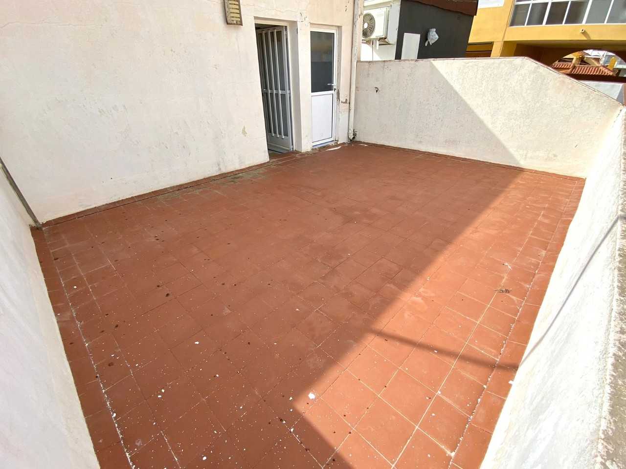 Condominium in Torrelamata, Valencia 11975400