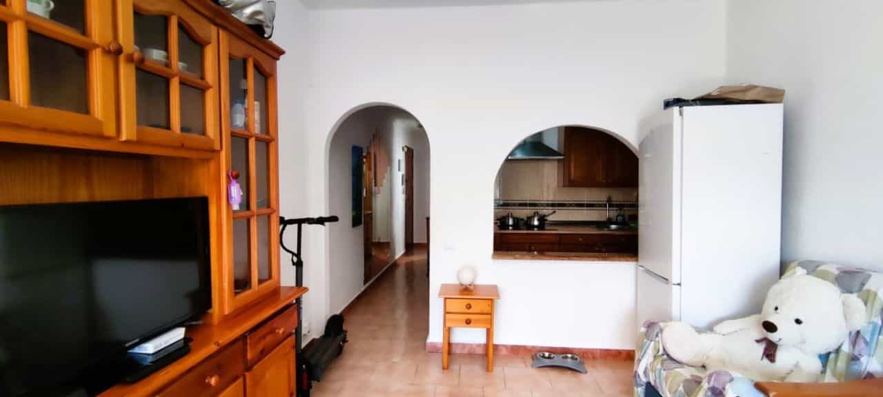 Condominium in Torrevieja, Valencian Community 11975429