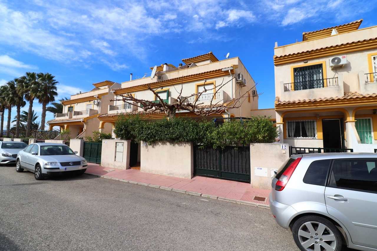 House in Daya Nueva, Valencia 11975560